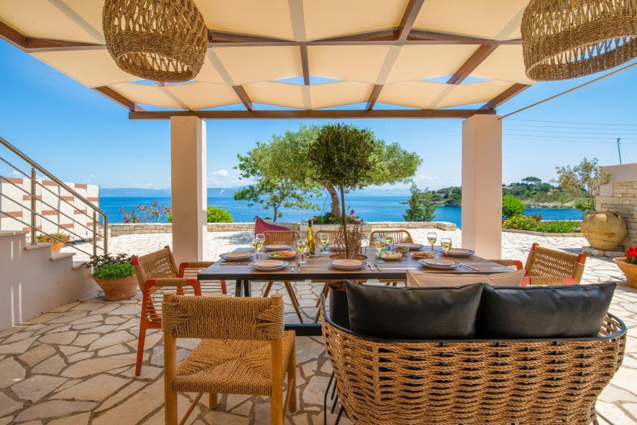 Villa Terra Del Nonno With Sea Views & Pool Gaios Exterior photo