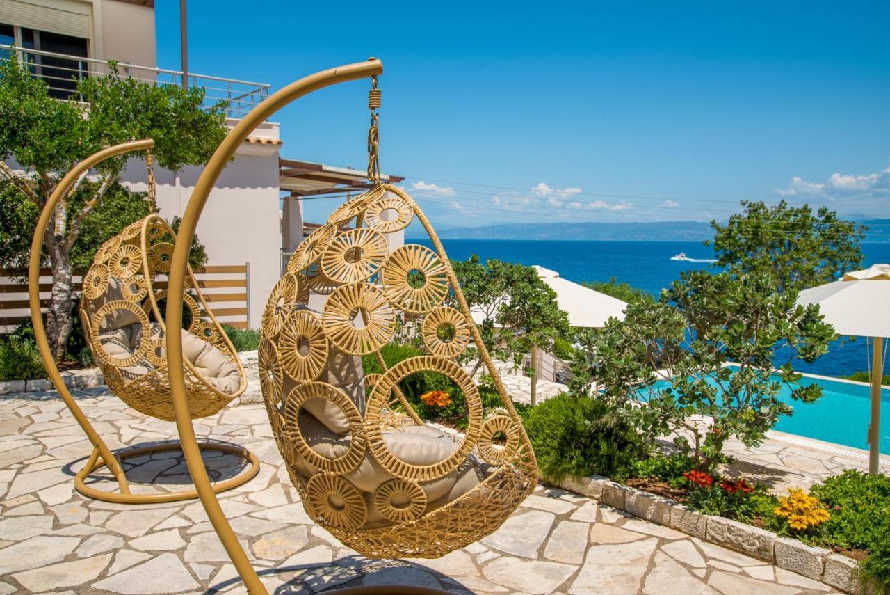 Villa Terra Del Nonno With Sea Views & Pool Gaios Exterior photo